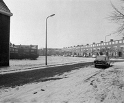 857421 Gezicht op het Willem van Abcoudeplein te Utrecht.